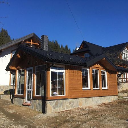 Cottage Familiya Verkhovyna Exterior foto