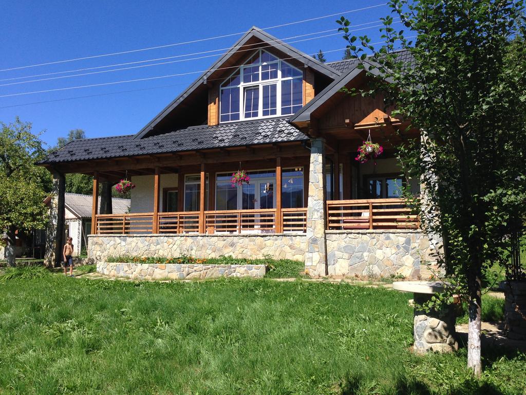Cottage Familiya Verkhovyna Exterior foto