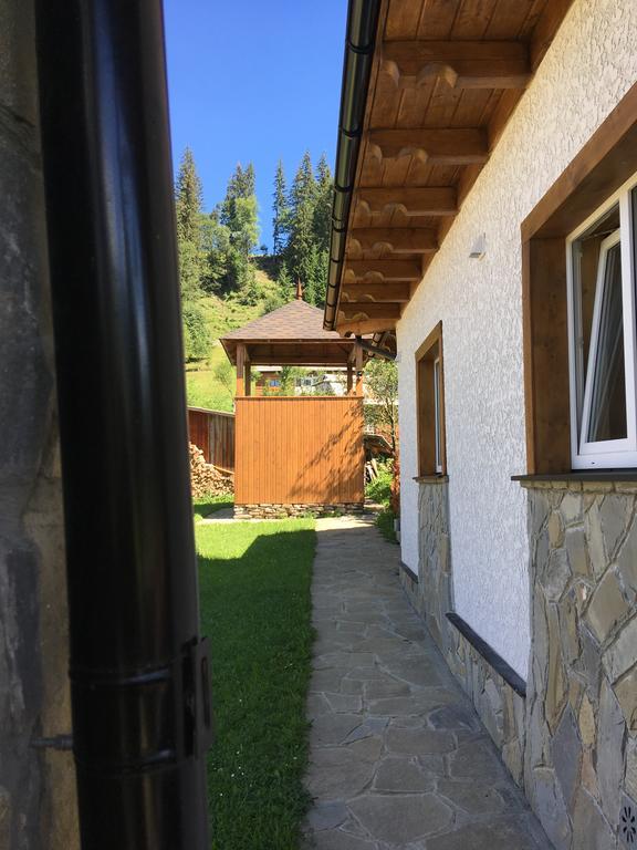 Cottage Familiya Verkhovyna Exterior foto